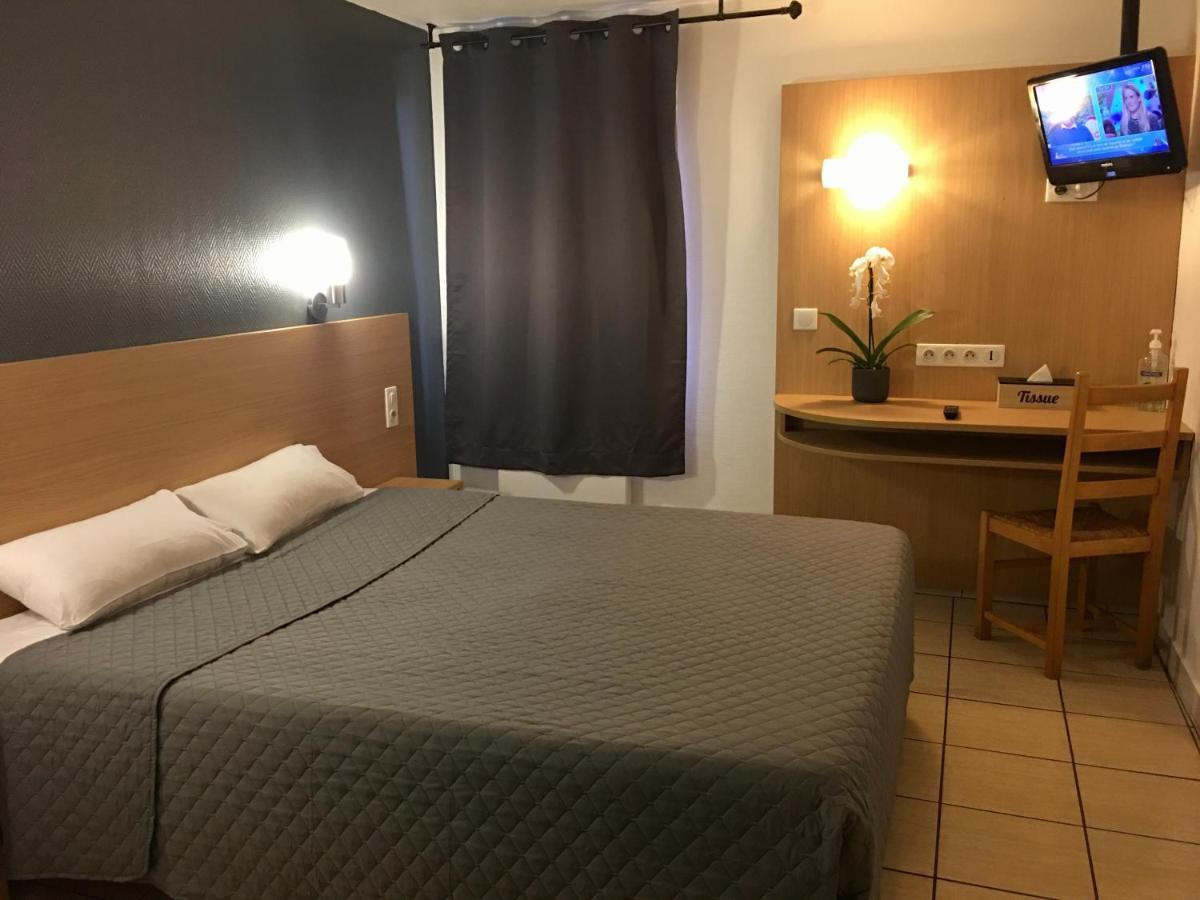 Confort Hotel Montgeron Exterior foto