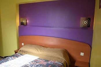 Confort Hotel Montgeron Exterior foto